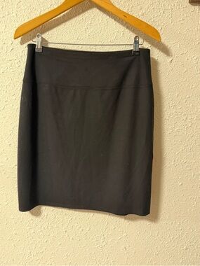 J. Jill Black Women's wearever collection stretch Skirt Small